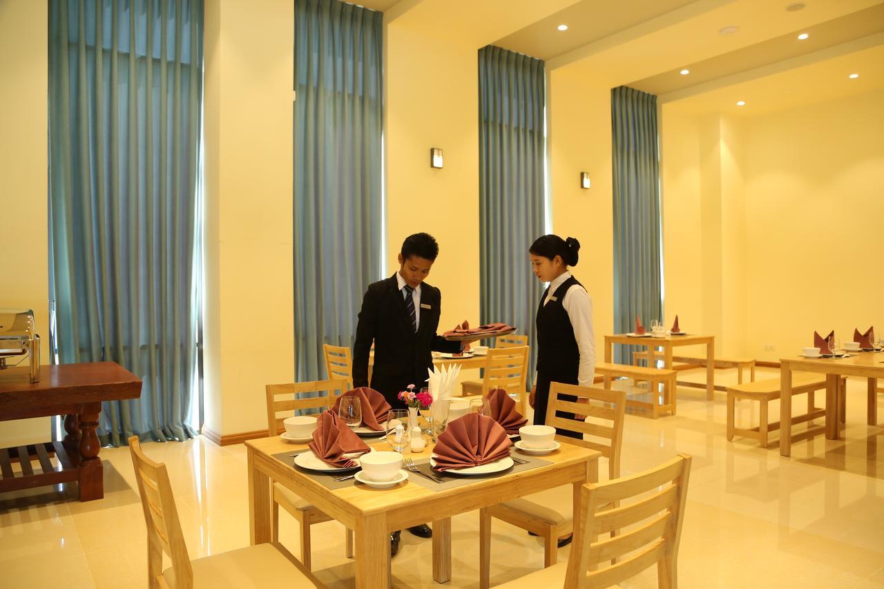 Hotel Vegas - Nay Pyi Taw 3*