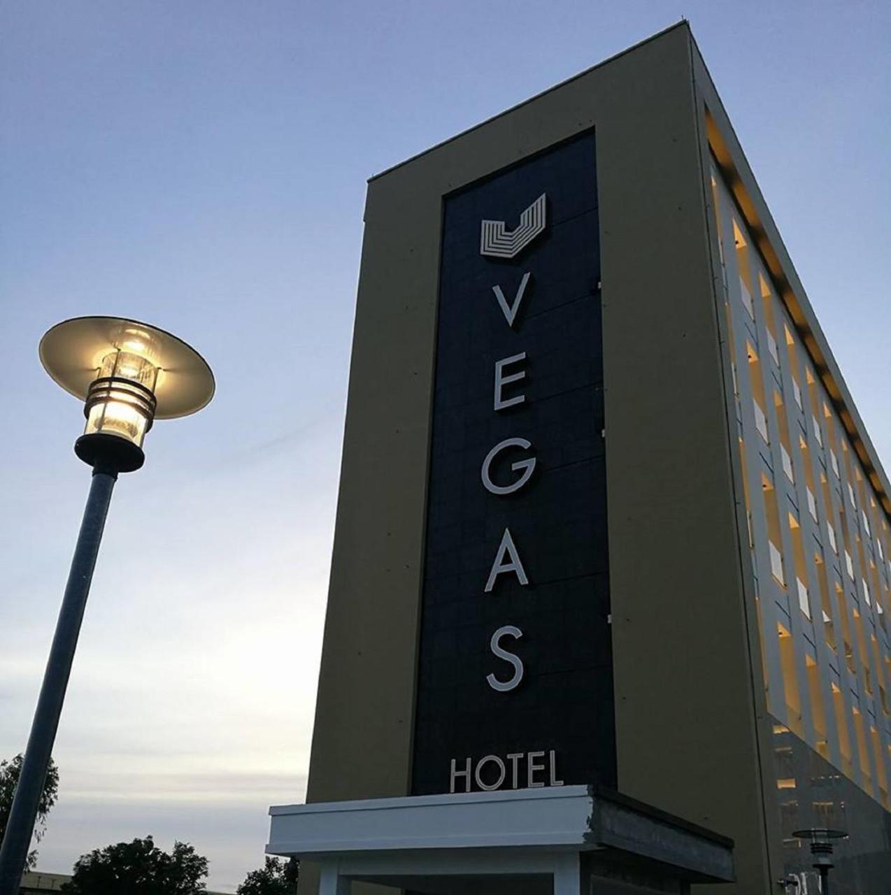 Vegas - Nay Pyi Taw Hotel Naypyidaw