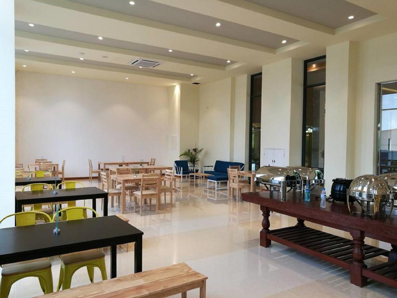 Hotel Vegas - Nay Pyi Taw 3*