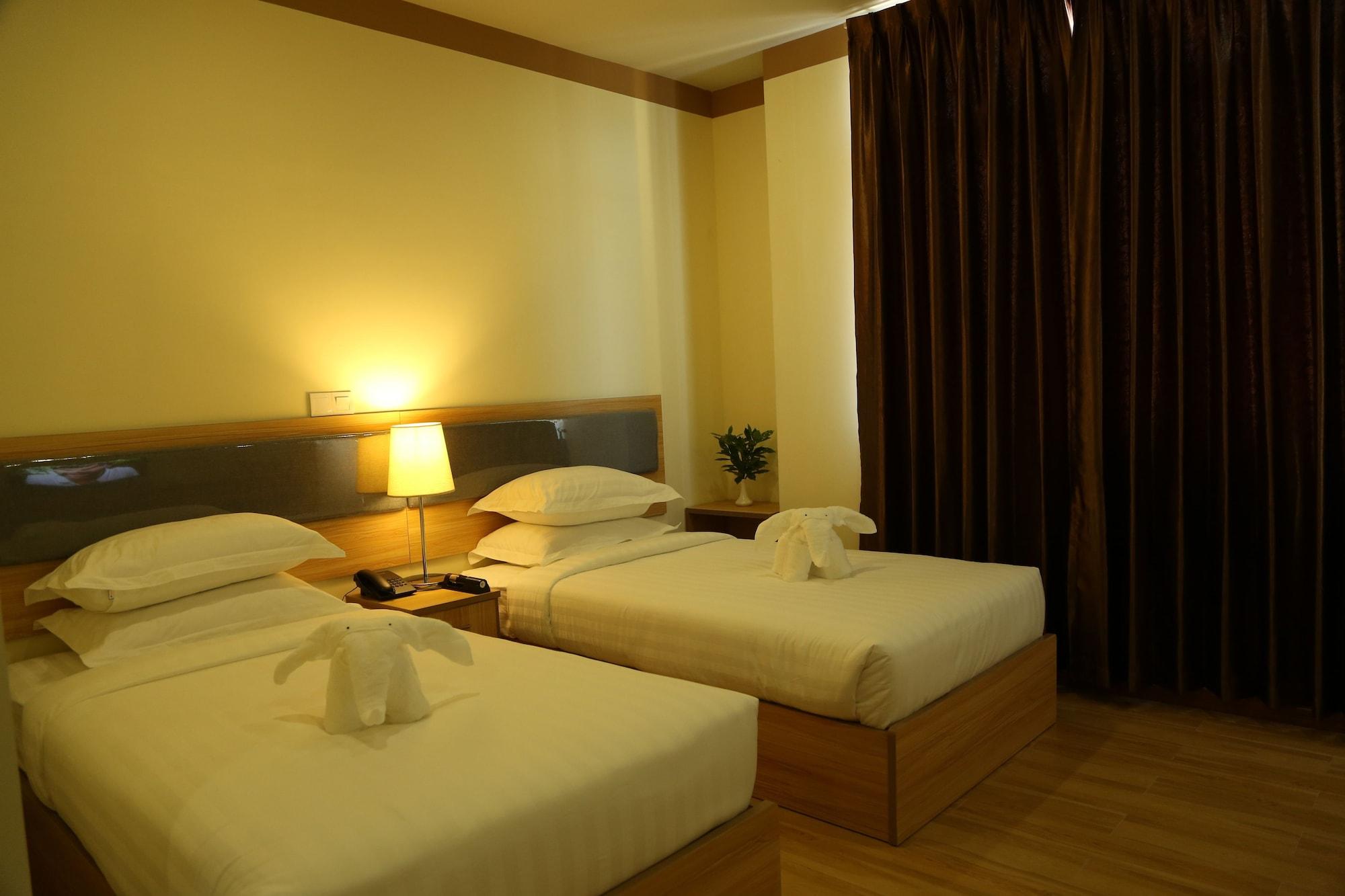 Vegas - Nay Pyi Taw Hotel
